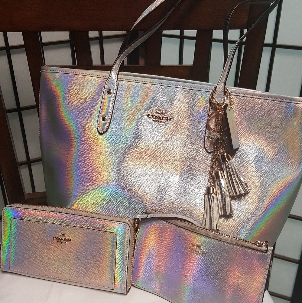 Coach Iridescent Set :)